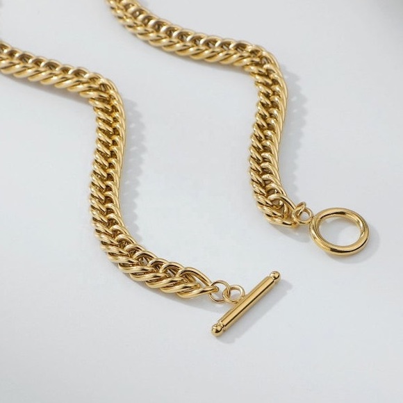 GP T-Bar Choker Necklace - Picture 3 of 4